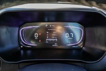 https://vehicle-cdn.autoleague.cloud/17006_41012302_11.jpg