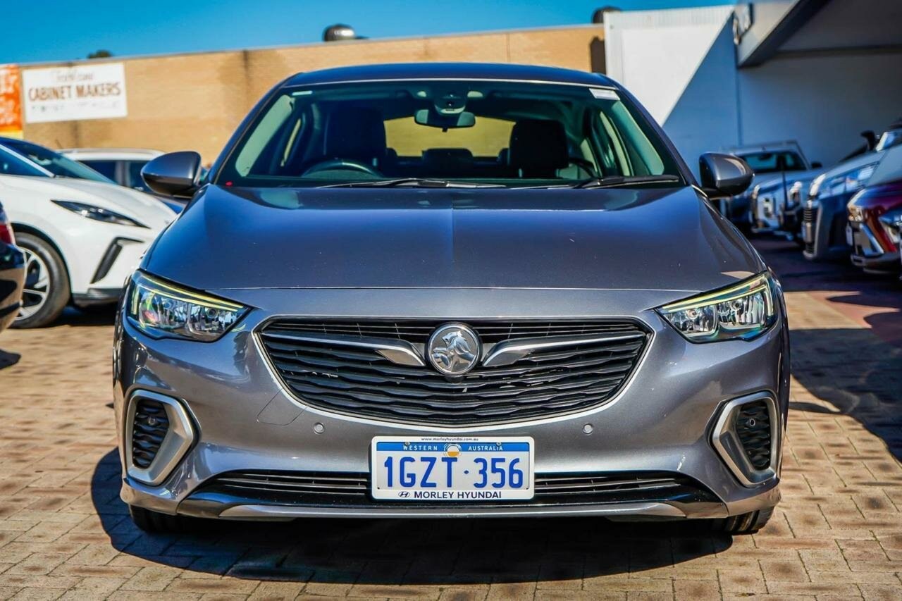 Holden Commodore image 4