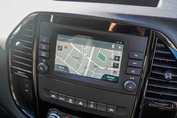 https://vehicle-cdn.autoleague.cloud/17006_41012337_18.jpg