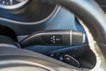 https://vehicle-cdn.autoleague.cloud/17006_41012337_20.jpg