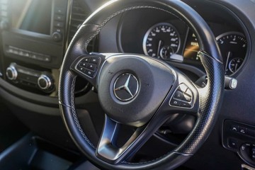 https://vehicle-cdn.autoleague.cloud/17006_41012337_21.jpg
