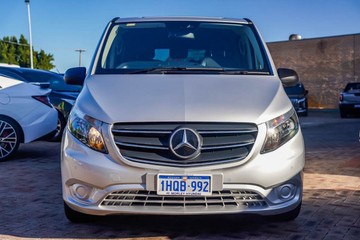 https://vehicle-cdn.autoleague.cloud/17006_41012337_4.jpg