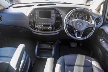 https://vehicle-cdn.autoleague.cloud/17006_41012337_7.jpg