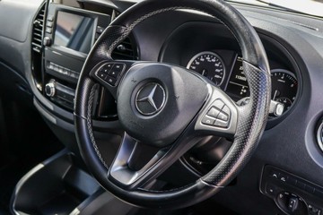 https://vehicle-cdn.autoleague.cloud/17006_41012338_14.jpg