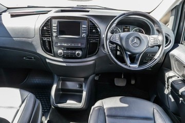 https://vehicle-cdn.autoleague.cloud/17006_41012338_18.jpg