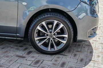 https://vehicle-cdn.autoleague.cloud/17006_41012338_9.jpg