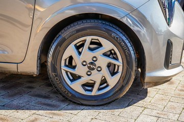 https://vehicle-cdn.autoleague.cloud/17006_41012341_13.jpg