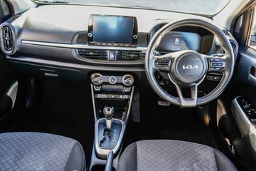 https://vehicle-cdn.autoleague.cloud/17006_41012341_7.jpg
