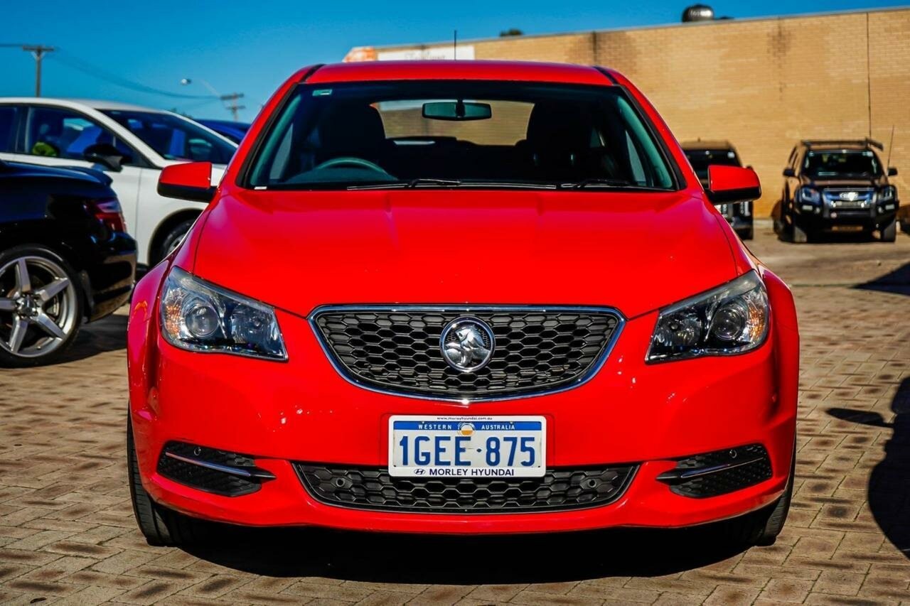 Holden Commodore image 4