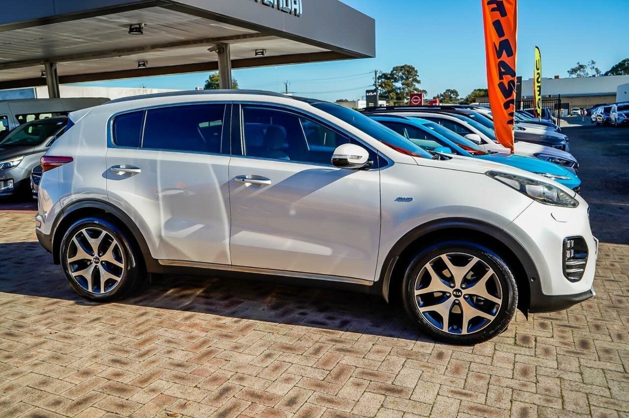 Kia Sportage image 3
