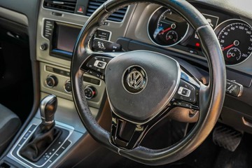 https://vehicle-cdn.autoleague.cloud/17006_41012434_16.jpg