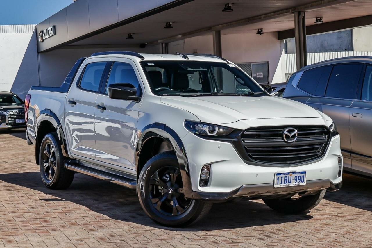 Mazda Bt-50 image 1