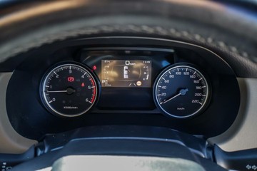 https://vehicle-cdn.autoleague.cloud/17006_41012463_11.jpg