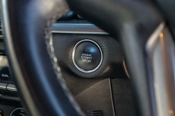https://vehicle-cdn.autoleague.cloud/17006_41012463_14.jpg