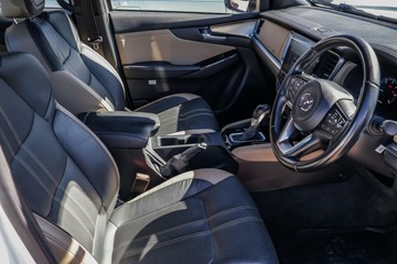 https://vehicle-cdn.autoleague.cloud/17006_41012463_17.jpg