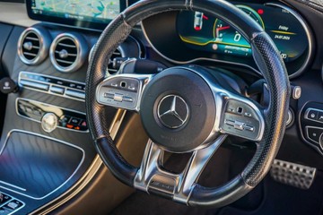 https://vehicle-cdn.autoleague.cloud/17006_41012481_18.jpg