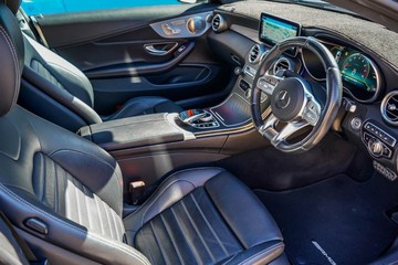 https://vehicle-cdn.autoleague.cloud/17006_41012481_19.jpg
