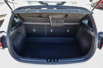 https://vehicle-cdn.autoleague.cloud/17006_41012511_19.jpg