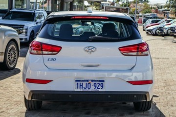 https://vehicle-cdn.autoleague.cloud/17006_41012511_5.jpg