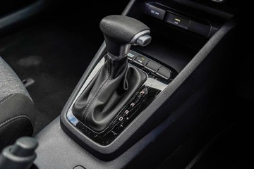 https://vehicle-cdn.autoleague.cloud/17006_41012516_12.jpg