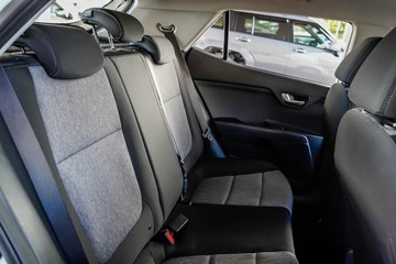 https://vehicle-cdn.autoleague.cloud/17006_41012518_19.jpg