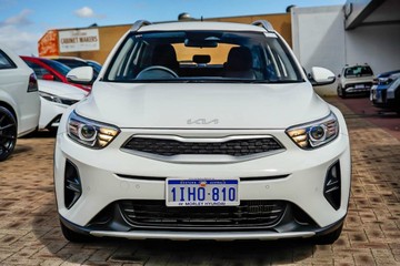 https://vehicle-cdn.autoleague.cloud/17006_41012518_4.jpg