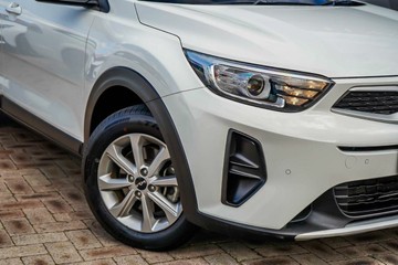 https://vehicle-cdn.autoleague.cloud/17006_41012518_6.jpg
