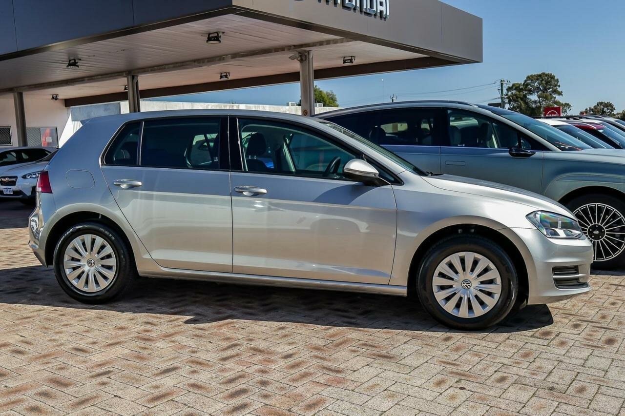 Volkswagen Golf image 3