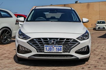 https://vehicle-cdn.autoleague.cloud/17006_41012554_4.jpg