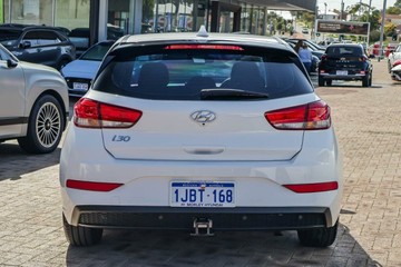 https://vehicle-cdn.autoleague.cloud/17006_41012554_5.jpg