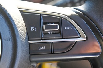 https://vehicle-cdn.autoleague.cloud/17006_41012558_13.jpg
