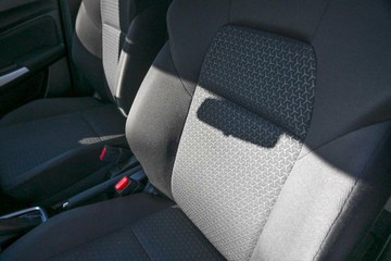 https://vehicle-cdn.autoleague.cloud/17006_41012558_21.jpg