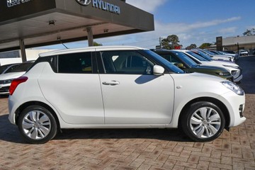 https://vehicle-cdn.autoleague.cloud/17006_41012558_7.jpg