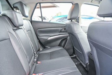 https://vehicle-cdn.autoleague.cloud/17006_41012565_21.jpg