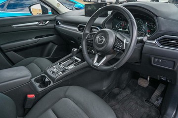 https://vehicle-cdn.autoleague.cloud/17006_41012576_18.jpg