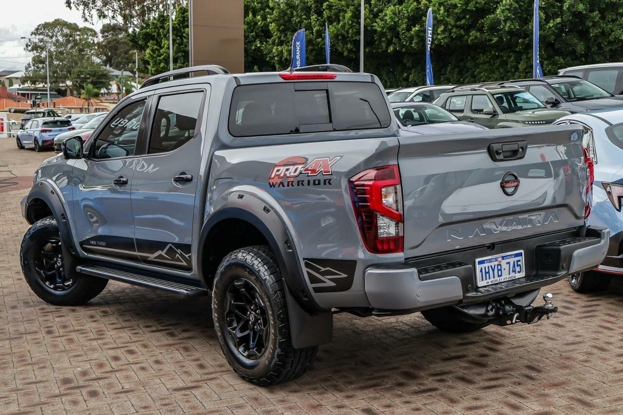 Nissan Navara image 2
