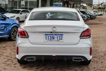 https://vehicle-cdn.autoleague.cloud/17006_41012598_5.jpg