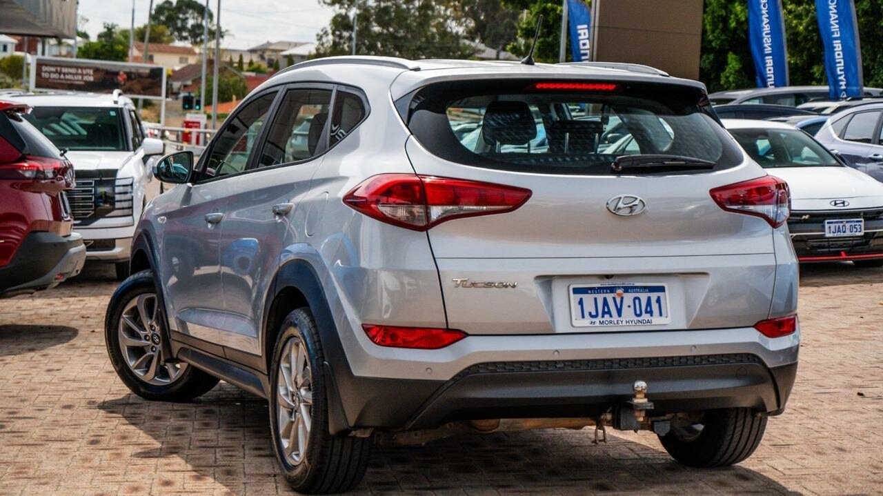 Hyundai Tucson image 3