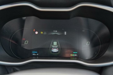 https://vehicle-cdn.autoleague.cloud/17006_41012618_12.jpg