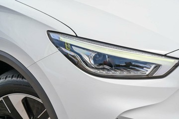 https://vehicle-cdn.autoleague.cloud/17006_41012618_2.jpg