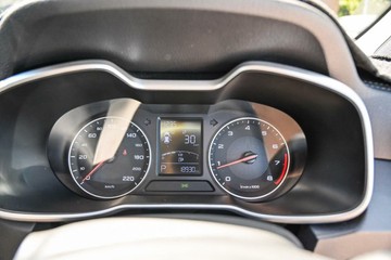 https://vehicle-cdn.autoleague.cloud/17006_41012653_9.jpg