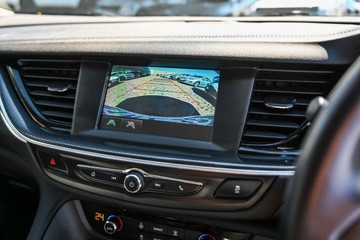 https://vehicle-cdn.autoleague.cloud/17006_41012654_12.jpg