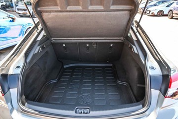 https://vehicle-cdn.autoleague.cloud/17006_41012654_21.jpg