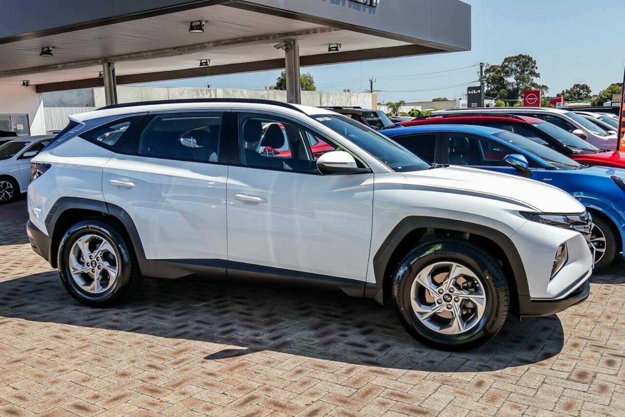 Hyundai Tucson image 3