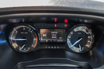 https://vehicle-cdn.autoleague.cloud/17006_41012661_11.jpg