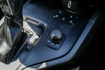 https://vehicle-cdn.autoleague.cloud/17006_41012661_13.jpg