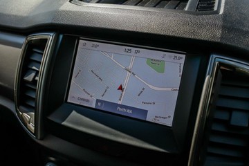 https://vehicle-cdn.autoleague.cloud/17006_41012661_15.jpg