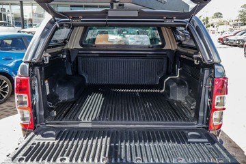 https://vehicle-cdn.autoleague.cloud/17006_41012661_23.jpg