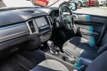 https://vehicle-cdn.autoleague.cloud/17006_41012661_24.jpg