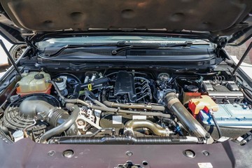 https://vehicle-cdn.autoleague.cloud/17006_41012661_25.jpg